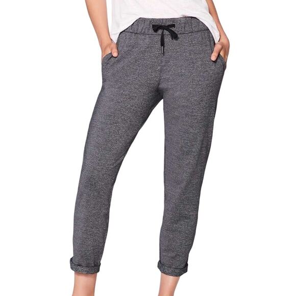 Lululemon On The Fly Pant Heathered Black/Grey Women's Sz 6 Excellent Condition - Picture 1 of 8